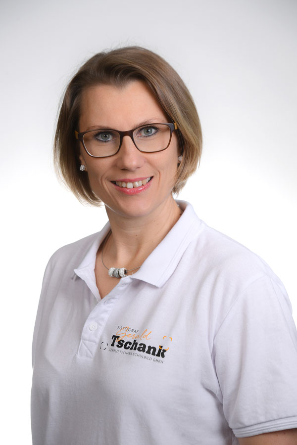 Michaela Oktan
